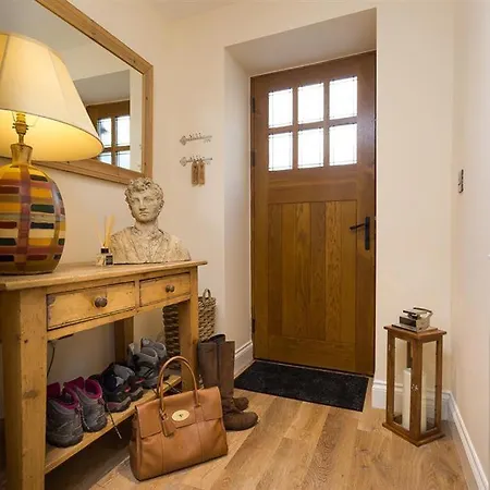Daire Deer Wood At Applethwaite Hall Windermere