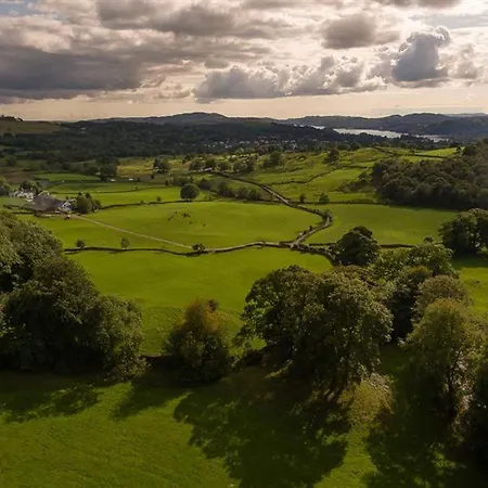 Deer Wood At Applethwaite Hall Daire Windermere