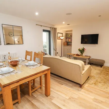 Deer Wood At Applethwaite Hall Apartment